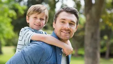 چطور کودک‌ را متقاعد کنیم درباره اتفاقات خوب و بدش با ما صحبت کند؟