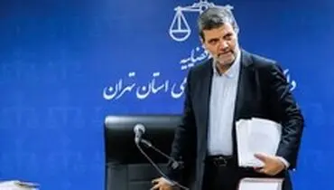 دومین جلسه دادگاه «گروه عظام» /متهمان از طریق تبانی با مدیران بانکی تسهیلات کلان دریافت کرده‌اند