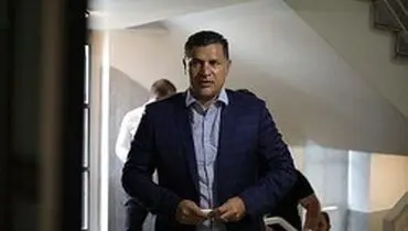 بعید است علی دایی فعلا برگردد!