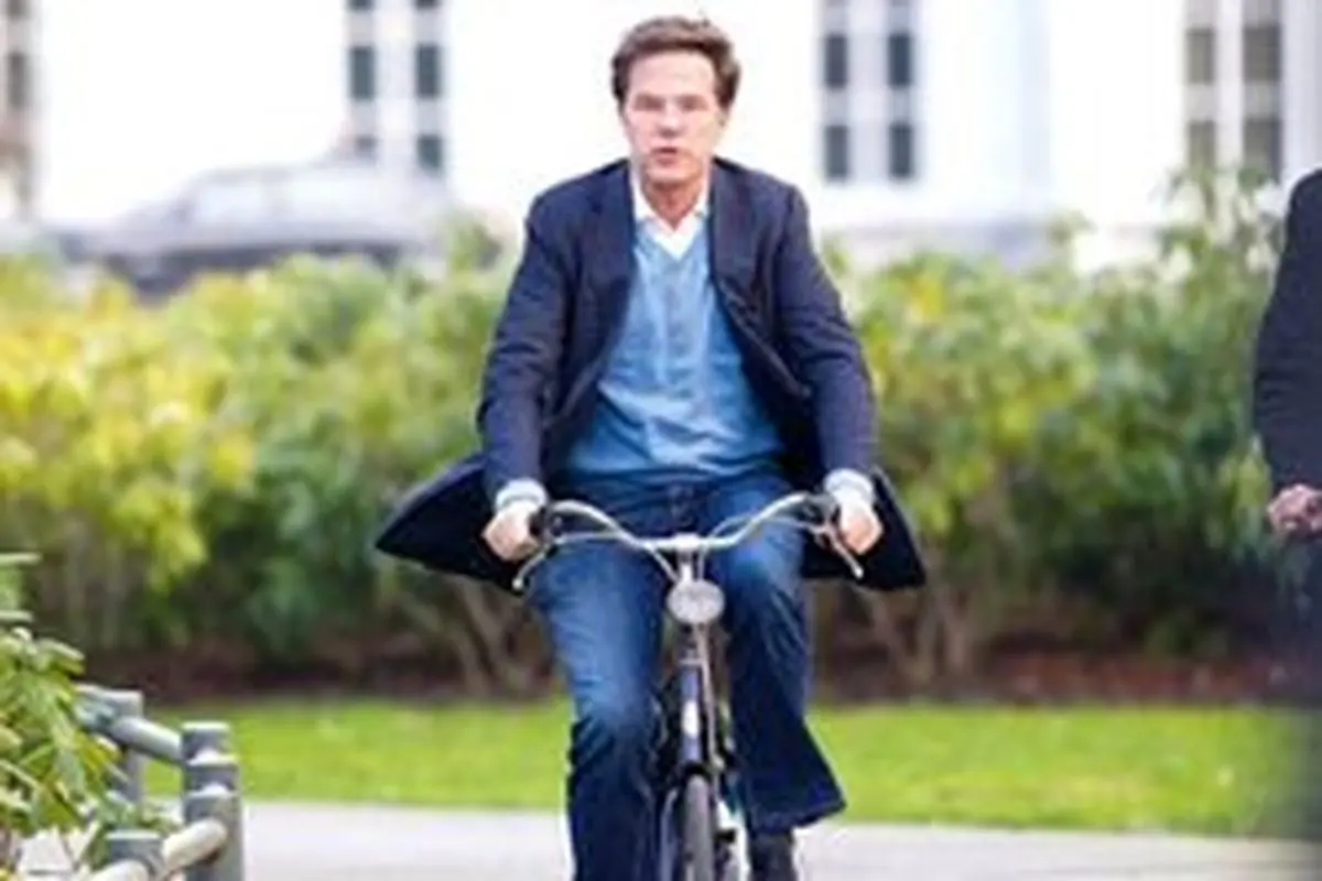 چرا نخست‌وزیرهلند با دوچرخه به محل کار می‌رود؟