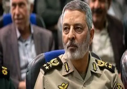 فرمانده کل ارتش: برای فرود آوردن ضربه مقتضی به اسرائیل آماده‌ایم