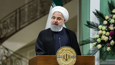 روحانی به پرسش‌های خبرنگاران پاسخ می‌دهد