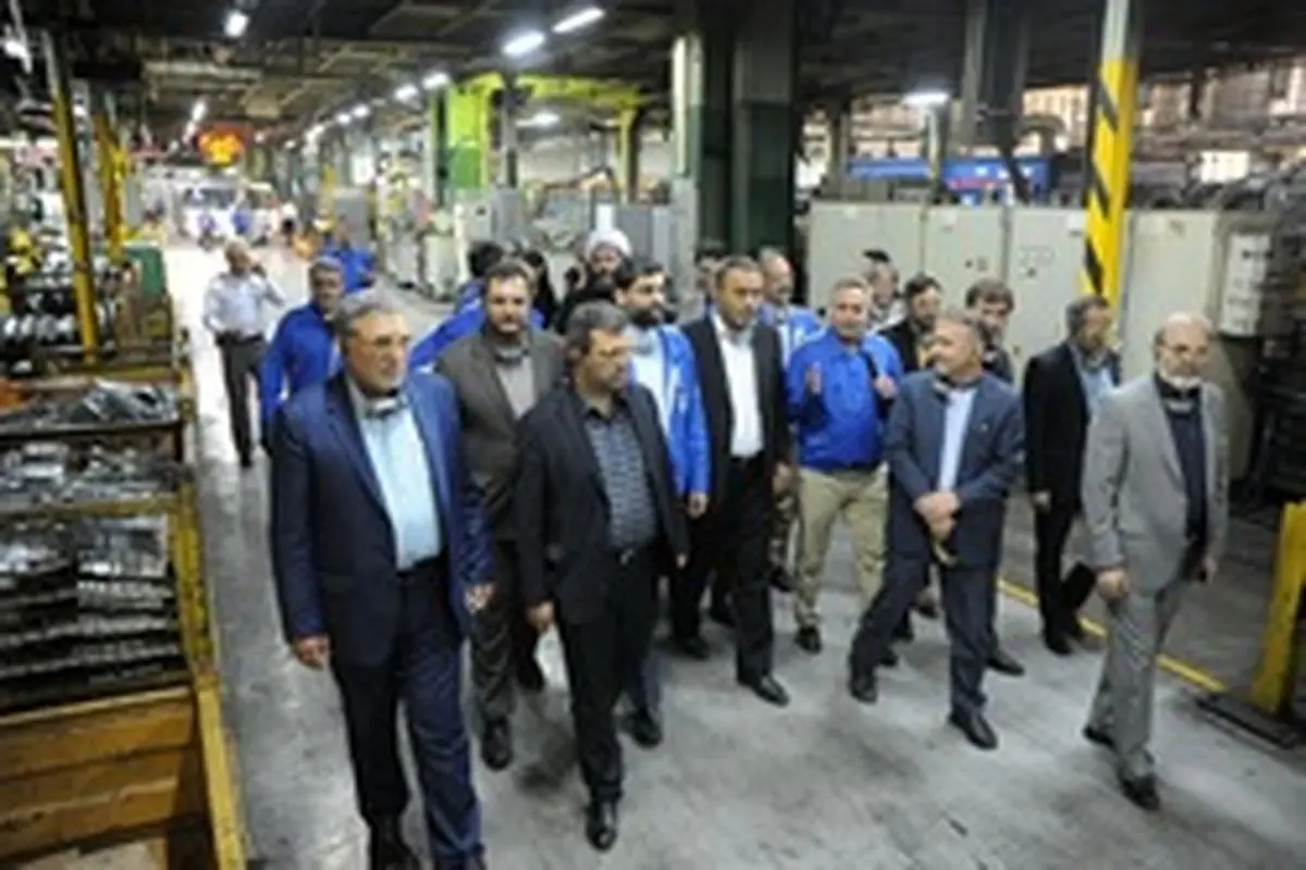 تولید خودرو مطابق استاندارد‌های مصوب ملی از برنامه‌های مهم ایران خودرو
