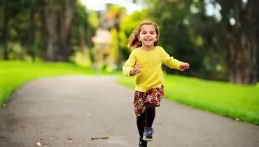 ﻿۴ راهکار برای داشتن کودکی شاد
