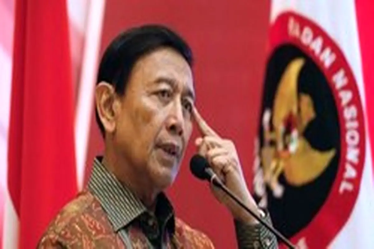 حمله با چاقو به وزیر امنیت اندونزی