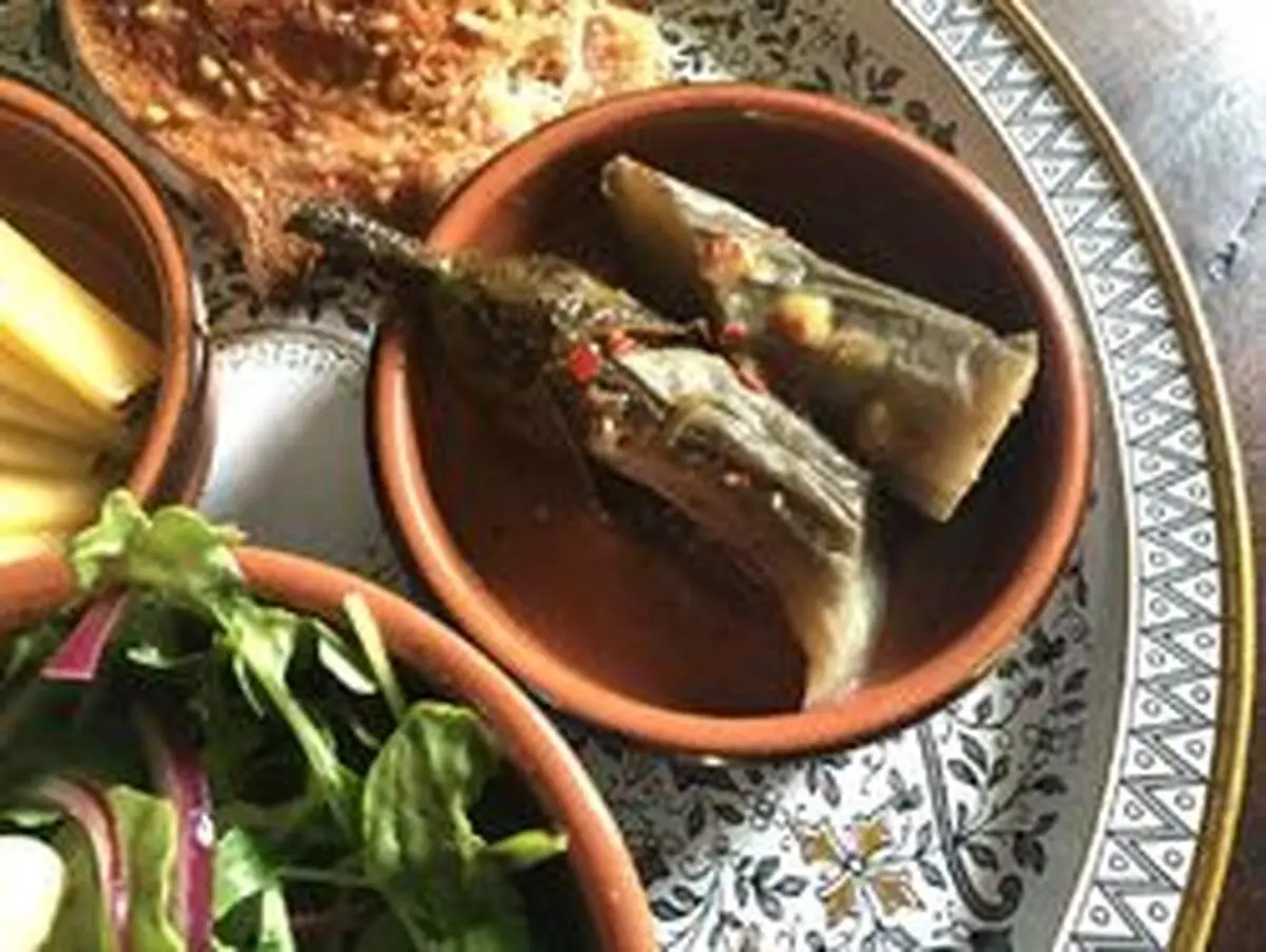 طرز تهیه ترشی بادمجان شکم‌پر؛ این چاشنی را از دست ندهید‍!