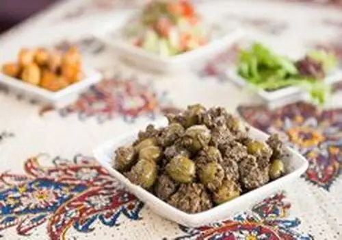 طرز تهیه زیتون پرورده اصیل گیلانی +فیلم