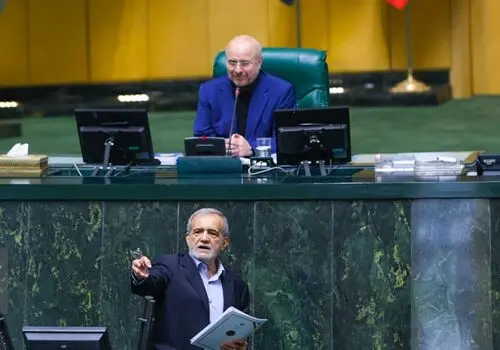 
چرا گوشت باید کیلویی ۸۰۰ هزار تومان شود؟ / اگر بنزین بدون انسجام گران شود، پفک هم گران می‌شود
