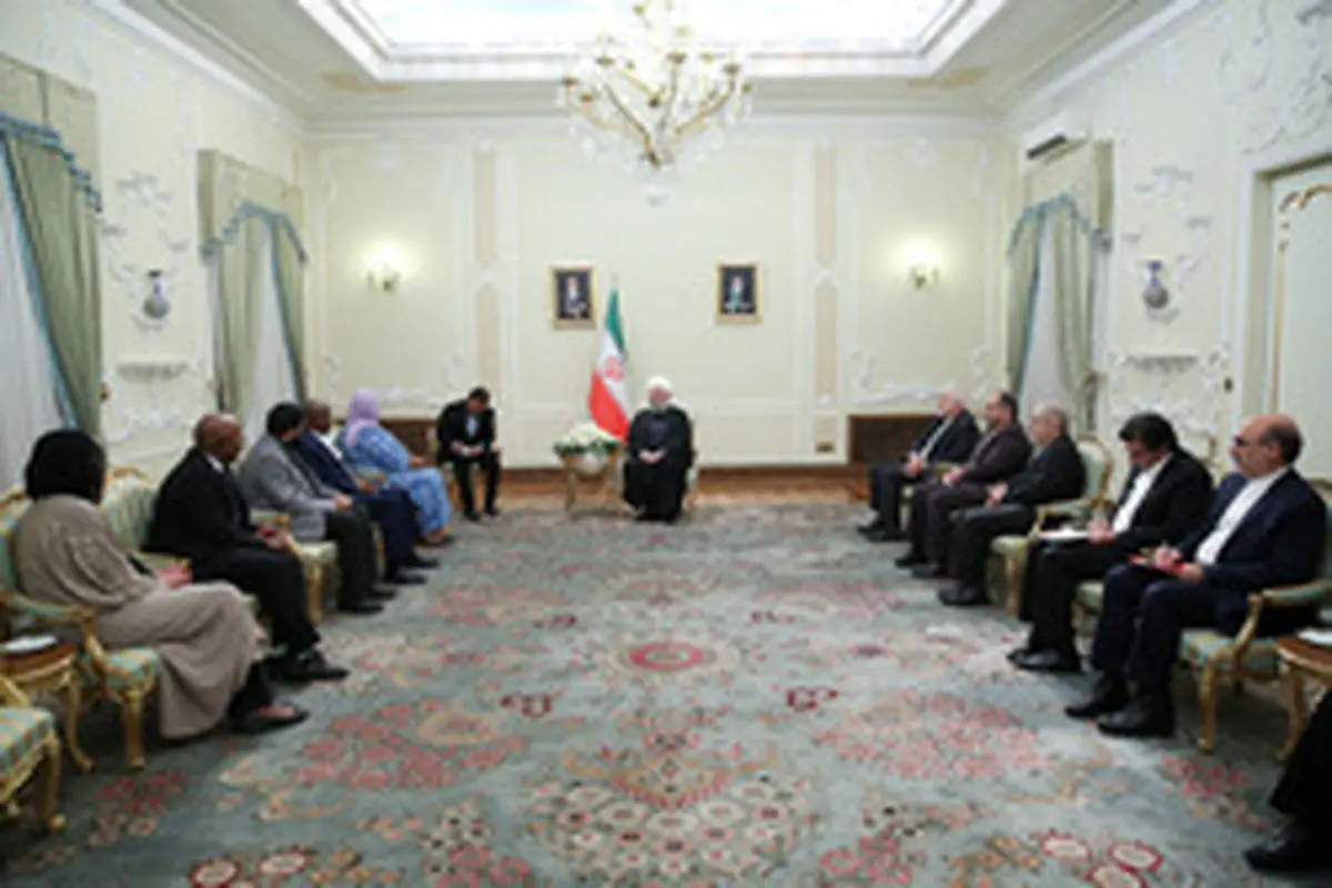 روحانی با وزیرخارجه آفریقای جنوبی دیدار و گفتگو کرد