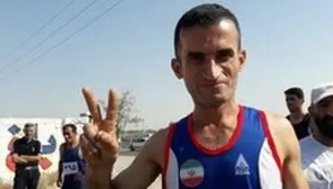 دونده ای که مسیر نجف تا کربلا را می‌دود