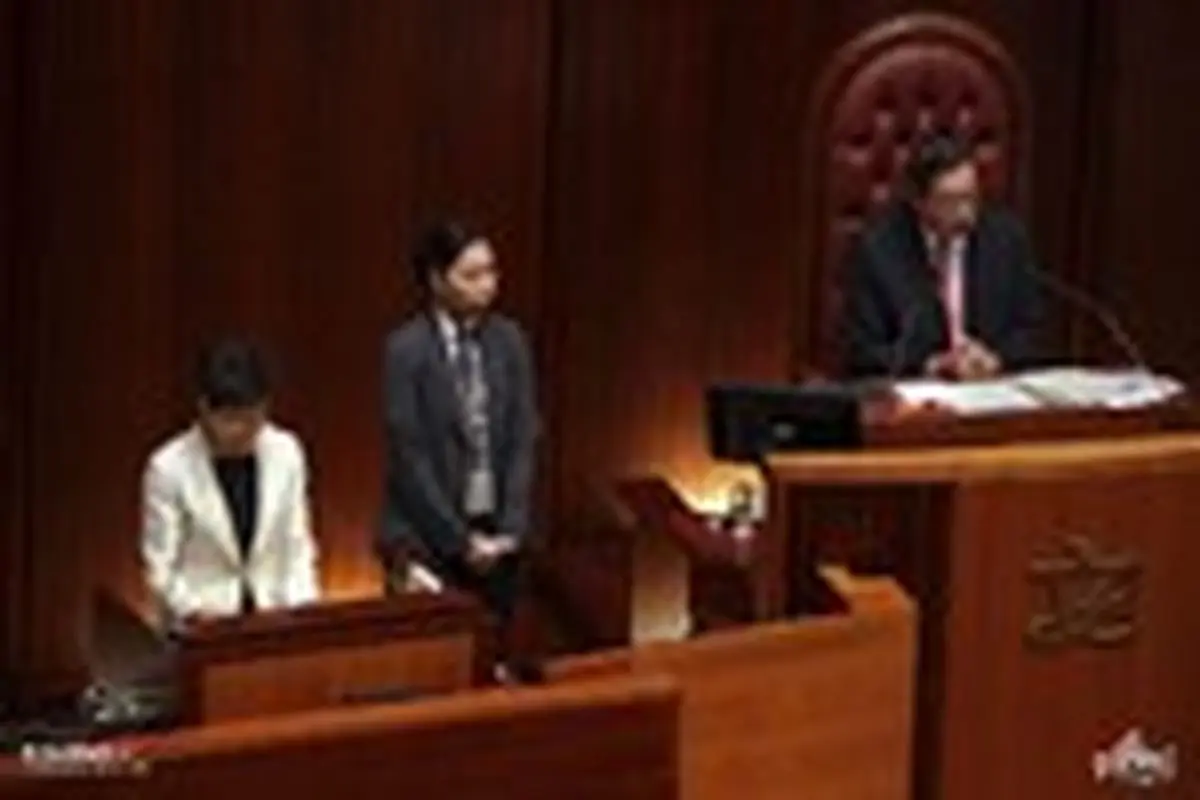 جلوگیری نمایندگان از سخنرانی کری لم در پارلمان هنگ کنگ