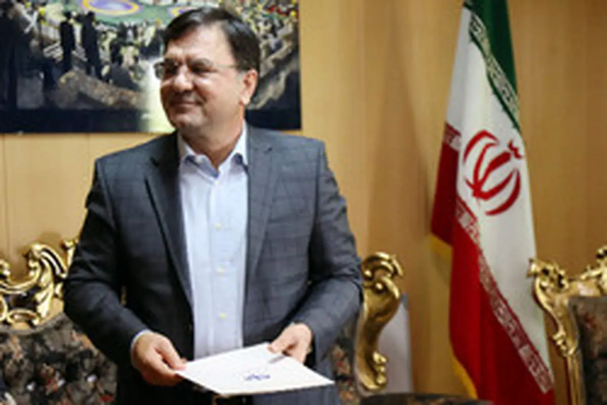 بهروز نعمتی:هیچ کدام از جریانات سیاسی در مجلس آینده در اکثریت نخواهد بود/ مجلس آینده سه ضلعی خواهد بود