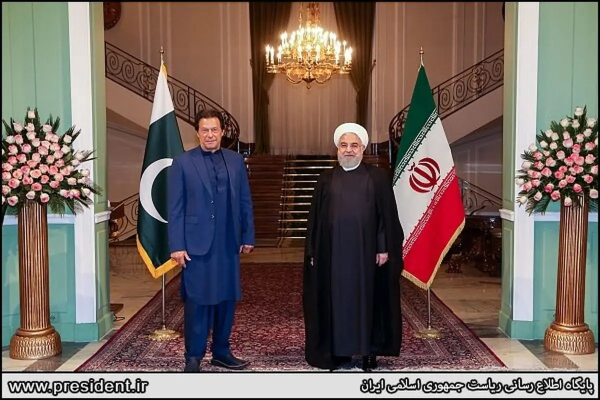 استقبال رسمی روحانی از عمران خان در سعدآباد+عکس