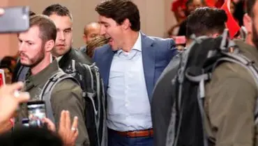 جلیقه ضد گلوله نخست‌وزیر کانادا (+ عکس)