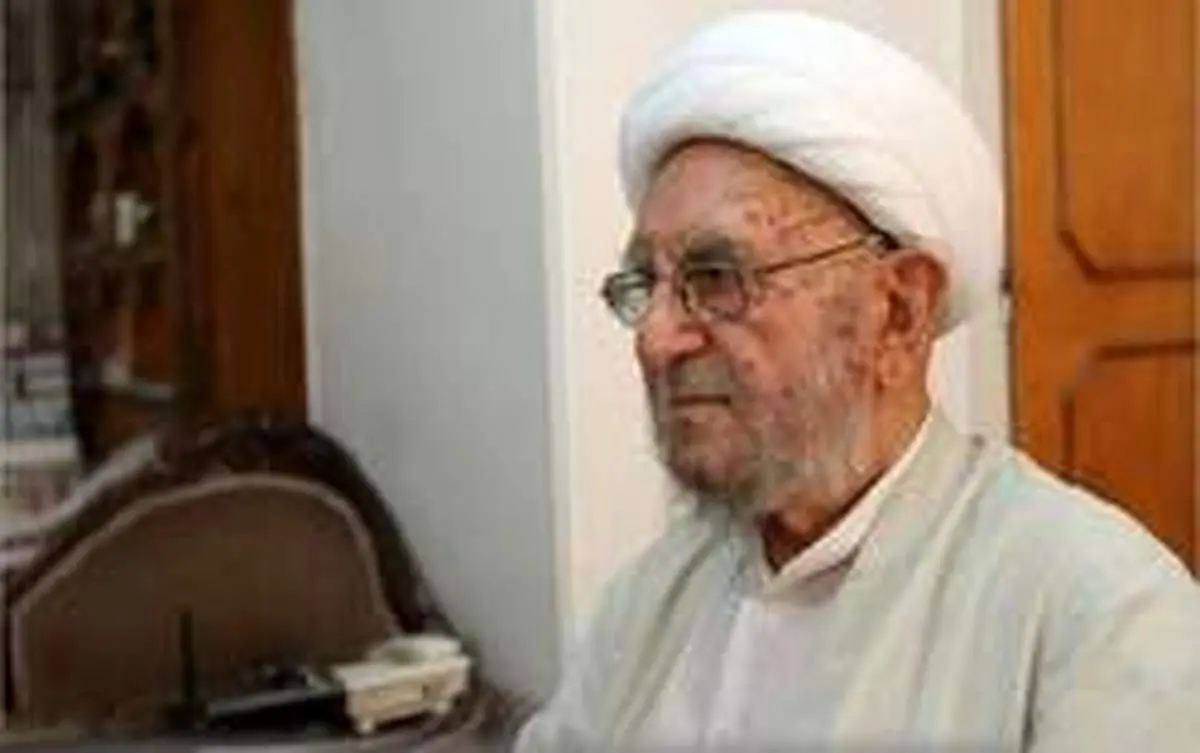 آیت الله امینی در بیمارستان بستری شد