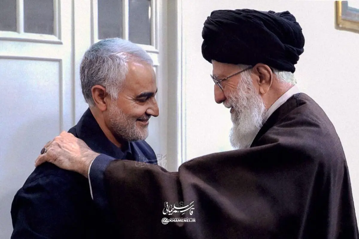 عکسی جدید و دیده نشده از رهبر انقلاب و سردار سلیمانی