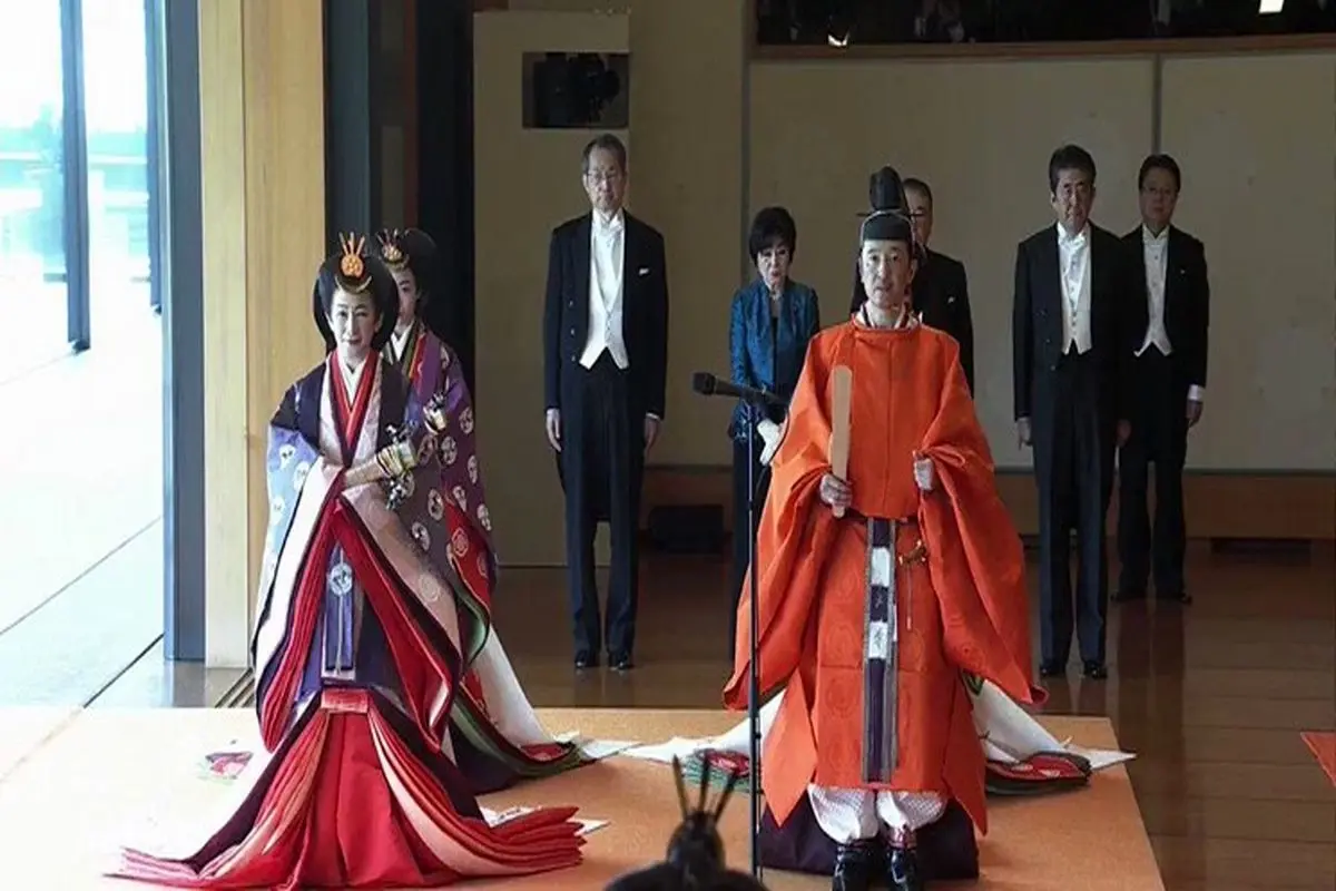 امپراتور جدید ژاپن رسماً تاجگذاری کرد+ فیلم و تصویر