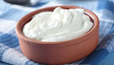 طرز تهیه ماست یونانی + خواص آن