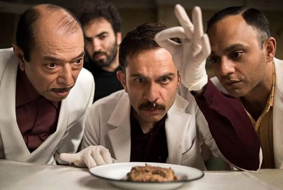 «مسخره باز» صدرنشین جدول فروش سینما‌ها شد/عبور «ماجرای نیمروز-ردخون» از مرز ۴ میلیارد تومان فروش