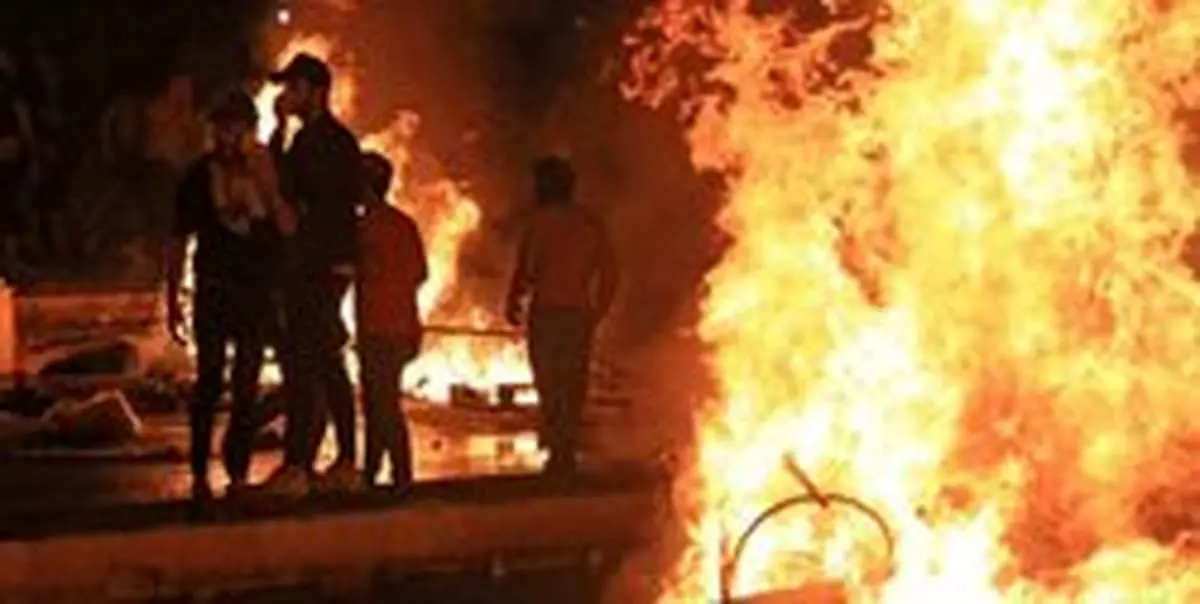 منزل استاندار «ذیقار» به آتش کشیده شد +تصاویر