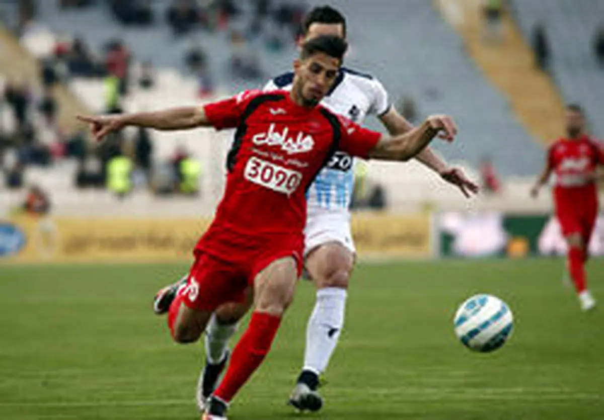 شعار هواداران پرسپولیس علیه علیپور: «حیا کن، رها کن»