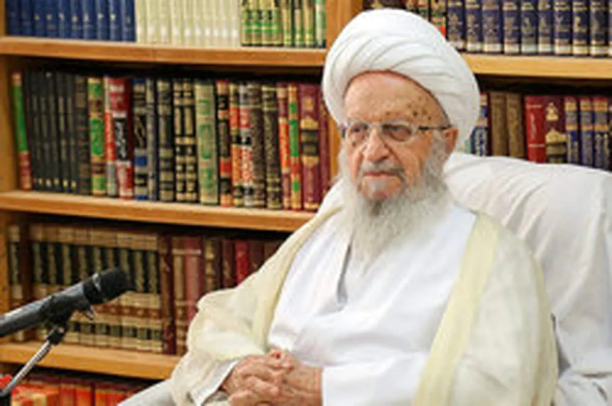 عیادت آیت‌الله نوری همدانی از آیت‌الله مکارم‌شیرازی +عکس