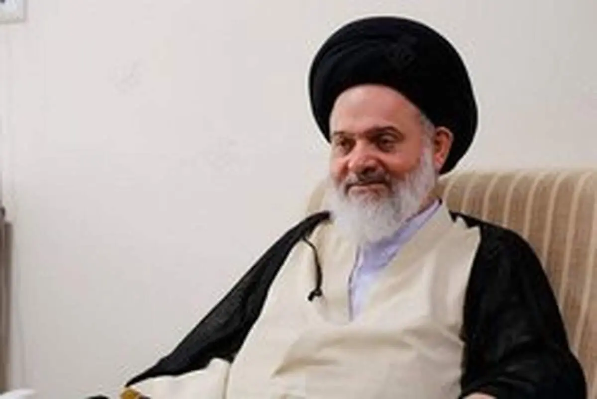 امام جمعه قم دچار عارضه قلبی شد/ استعفای امام جمعه ساری