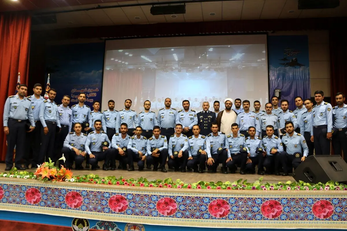 مراسم فارغ التحصیلی دانشجویان مرکز آموزش‌های هوایی شهید خضرائی برگزار شد