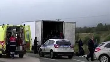 پیدان شدن ۴۱ پناهجو زنده در یک کامیون یخچال‌دار در یونان