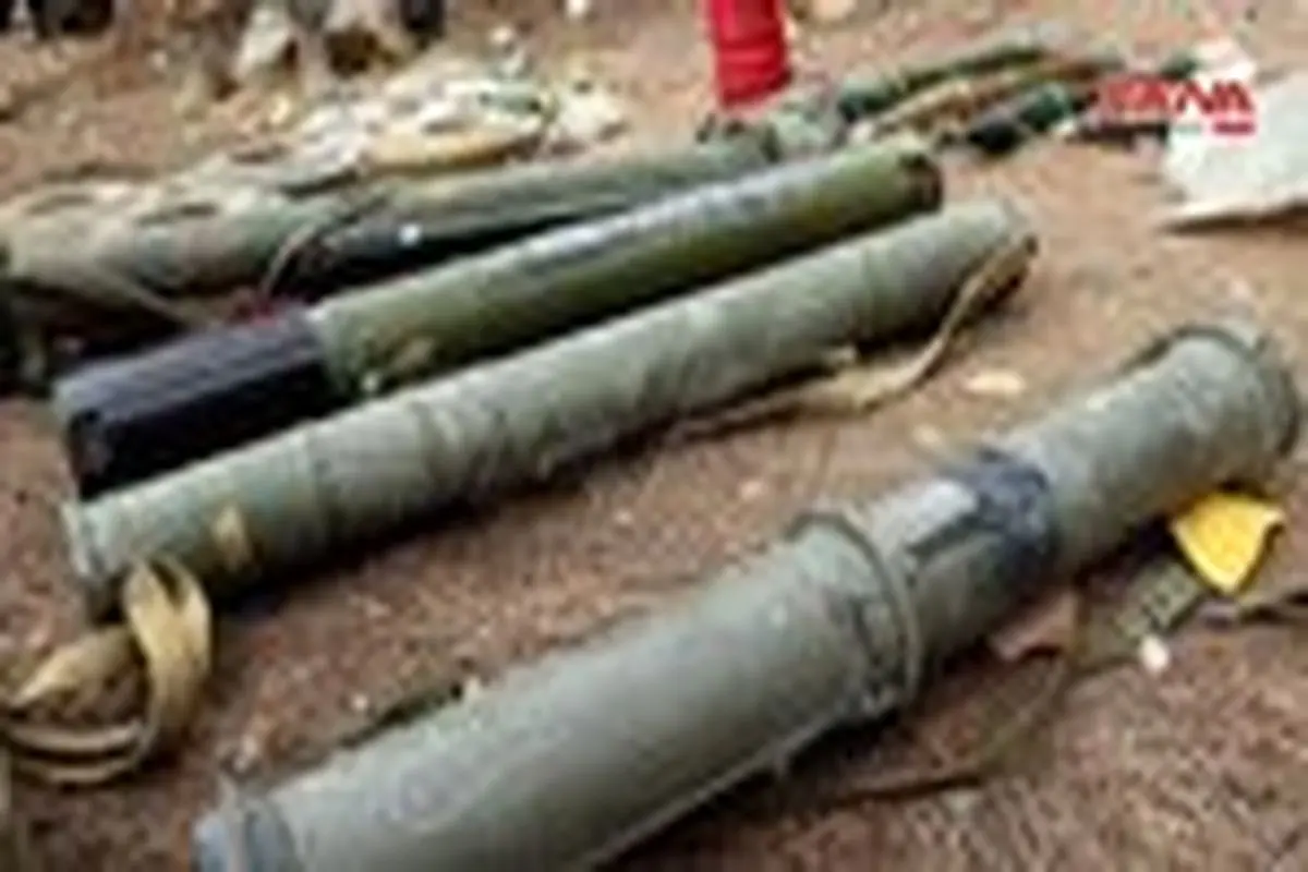 سلاح و مهمات کشف شده از تونل‌های داعش در دیرالزور
