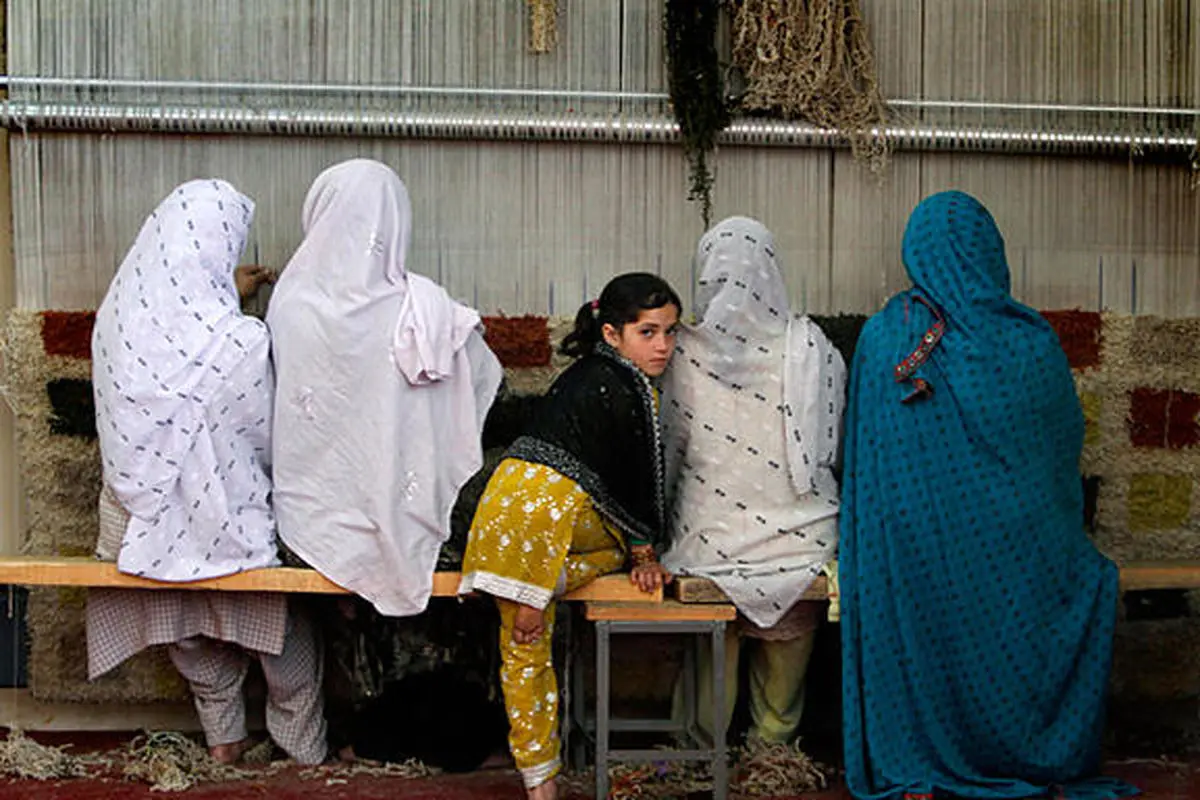 عکس:زنان بافنده افغان