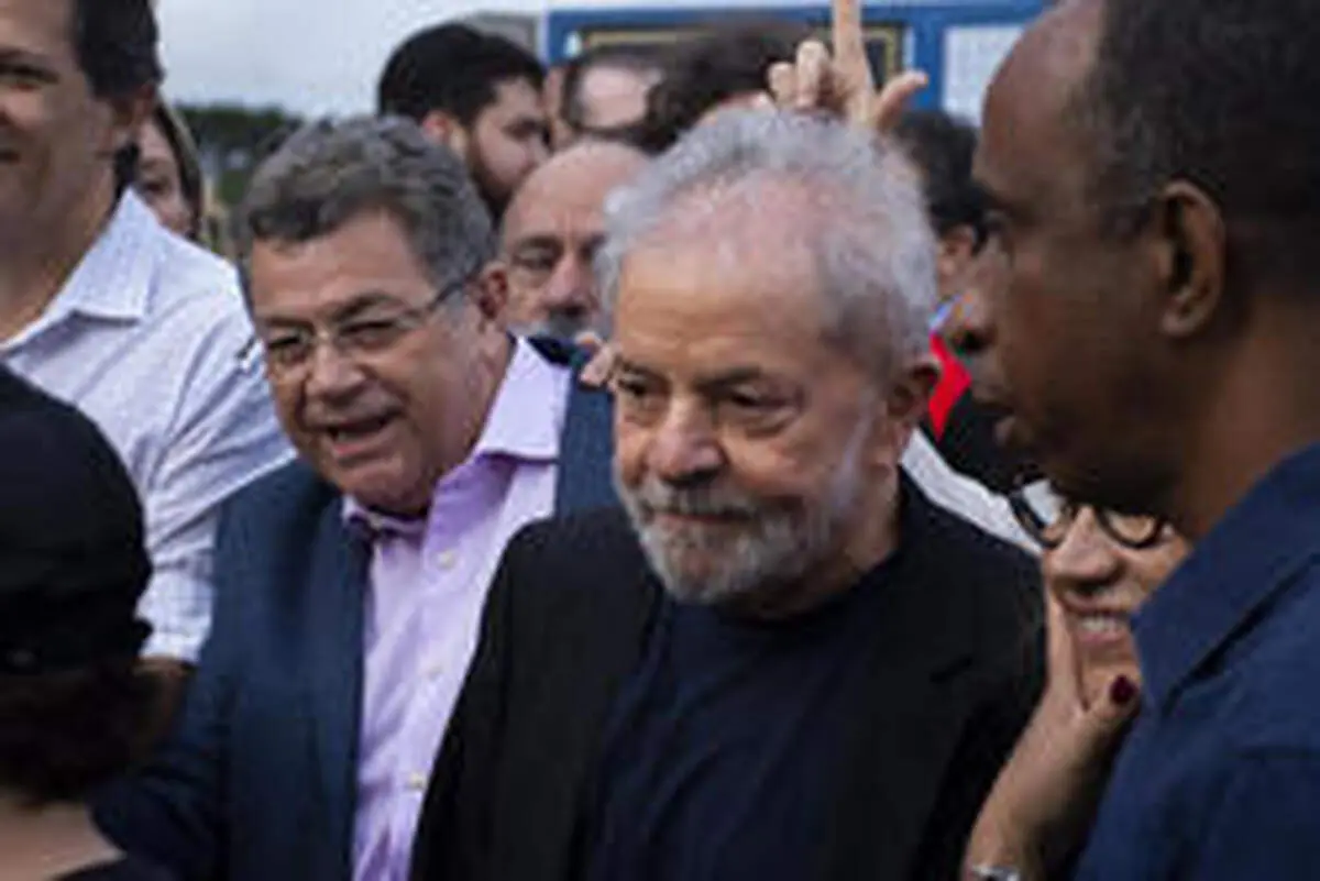 رییس جمهوری سابق برزبل از زندان آزاد شد +تصاویر