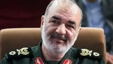سرلشکر سلامی: آنها که کارتن خوابهای بیشمار دارند نمی‌توانند برای ما گره گشایی کنند
