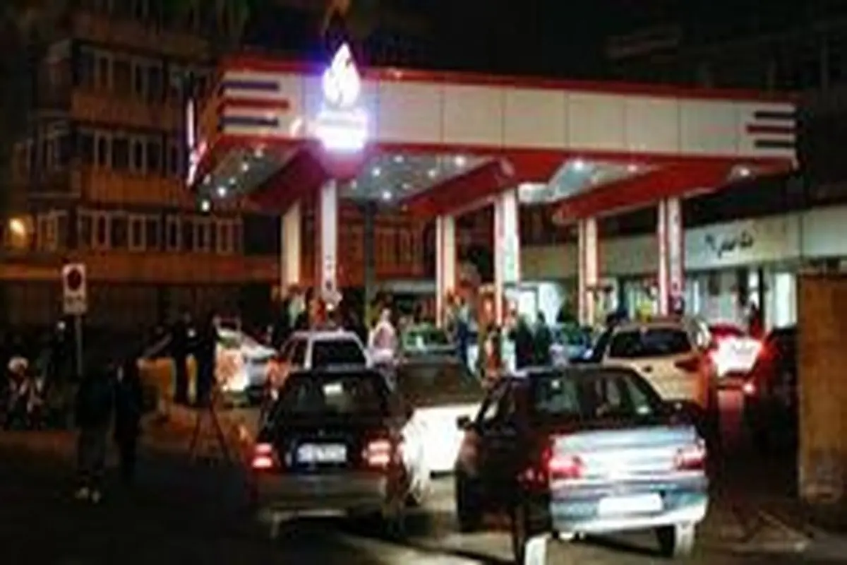 تجمعات اعتراضی به افزایش قیمت بنزین در چند شهر