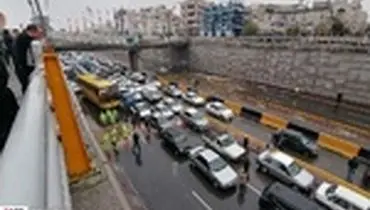 ترافیک چندصدمتری در «بزرگراه امام علی(ع)»