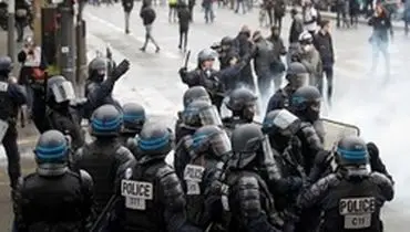 تجمع جلیقه‌زرد‌ها در پاریس در نخستین سالگرد اعتراضات/پلیس از گازاشک‌آور استفاده کرد
