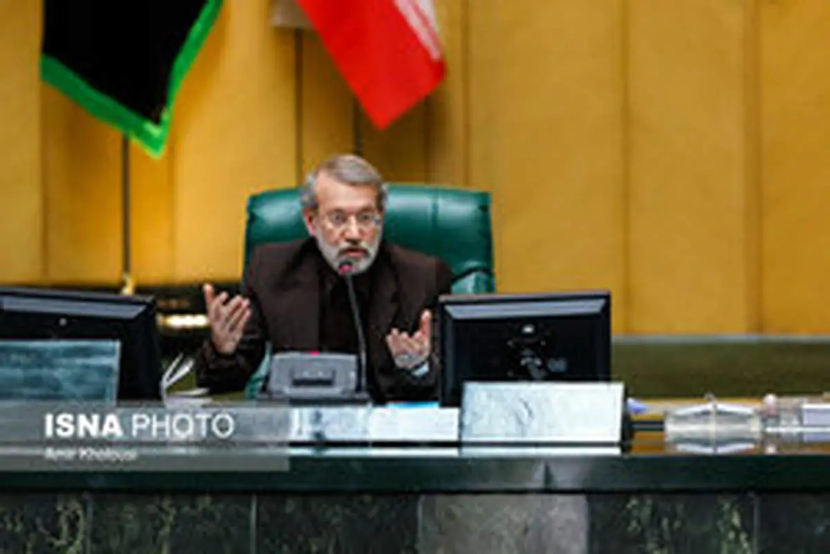 لاریجانی: رهبری با سخنان راهگشا، مسیر اصلی حرکت مردم و مسئولان را روشن کردند