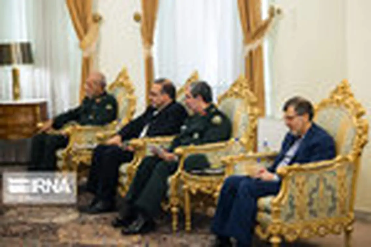 دیدار فرمانده ارتش پاکستان با علی شمخانی