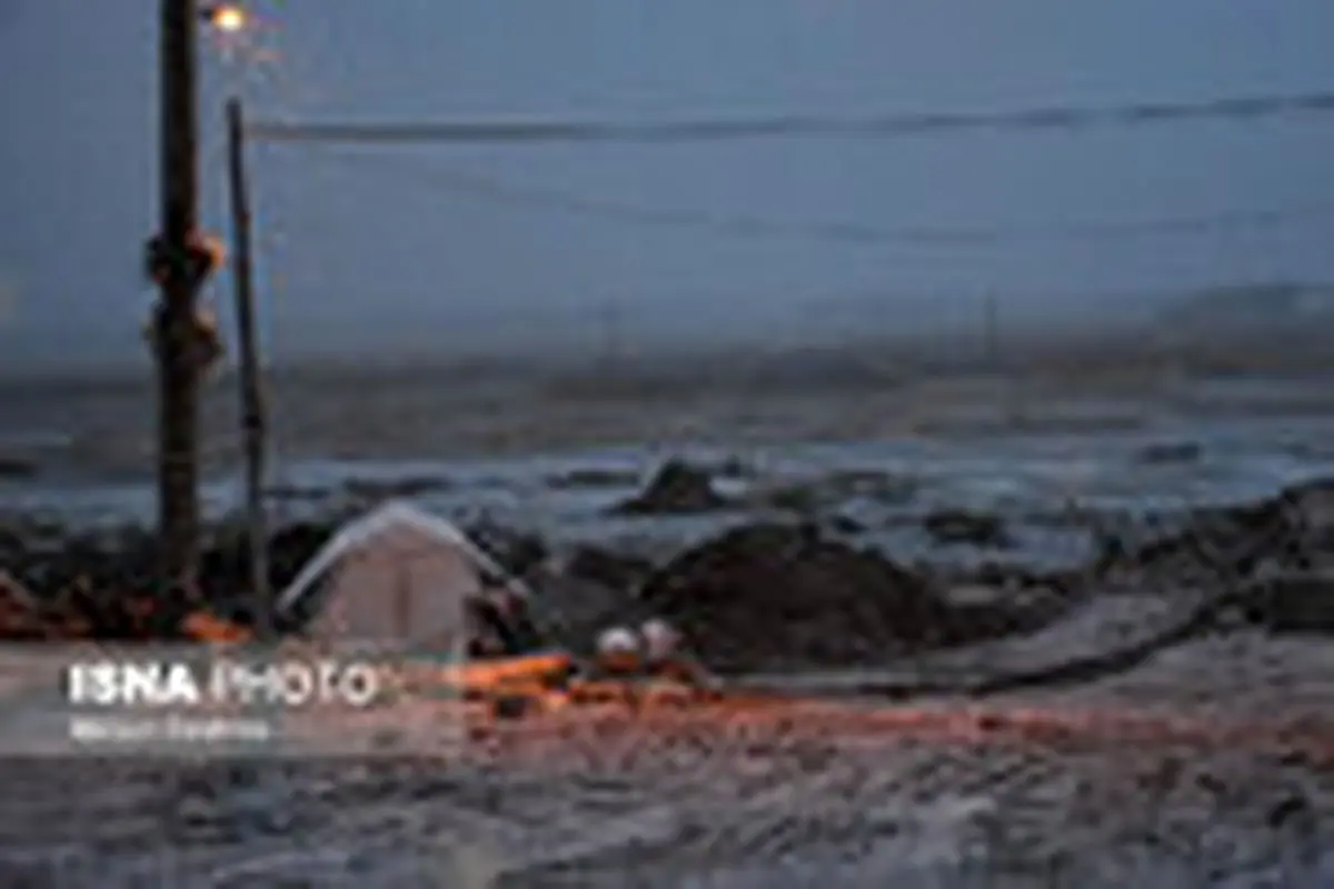بارش برف در مناطق زلزله‌زده «میانه» در آذربایجان شرقی