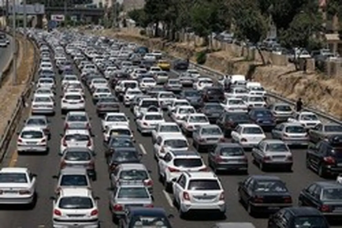 سرور:گره ترافیکی در پایتخت نداریم/ ترافیک در اکثر بزرگراه‌ها نیمه سنگین است