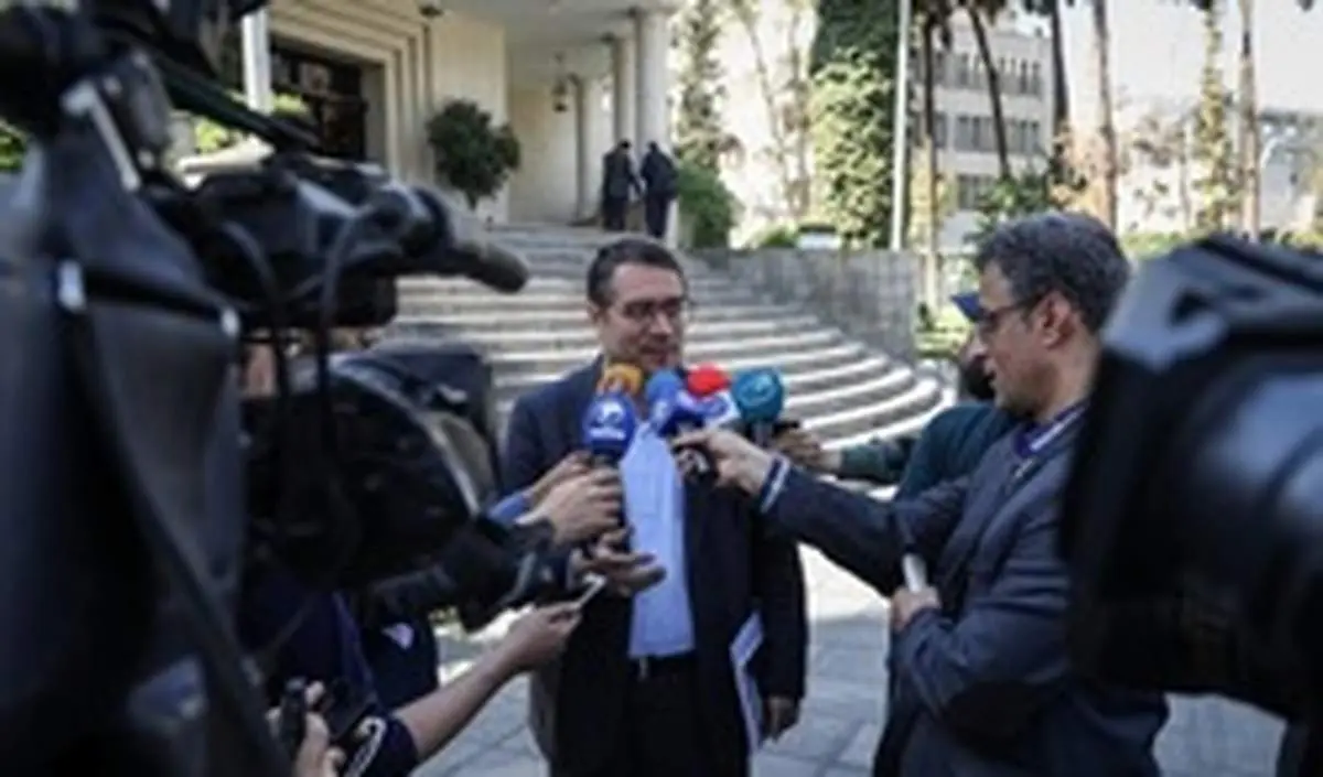رحمانی: دستگاه‌های دولتی حق گران کردن کالا‌ها را ندارند
