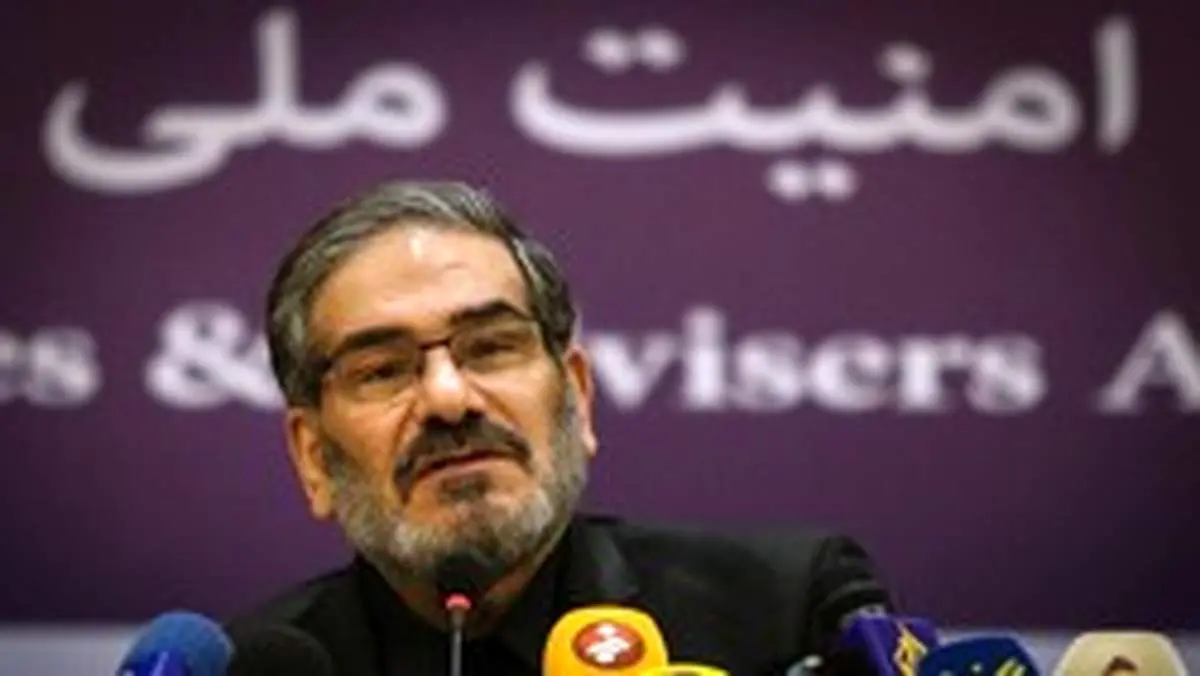 شمخانی:تک تک اغتشاشگران مجازات می شوند/ صف آشوبگران از معترضان جدا است