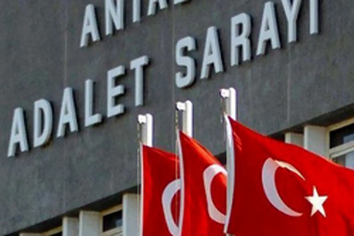 ۴ کشته و زخمی در درگیری مسلحانه مقابل دادسرای ترکیه