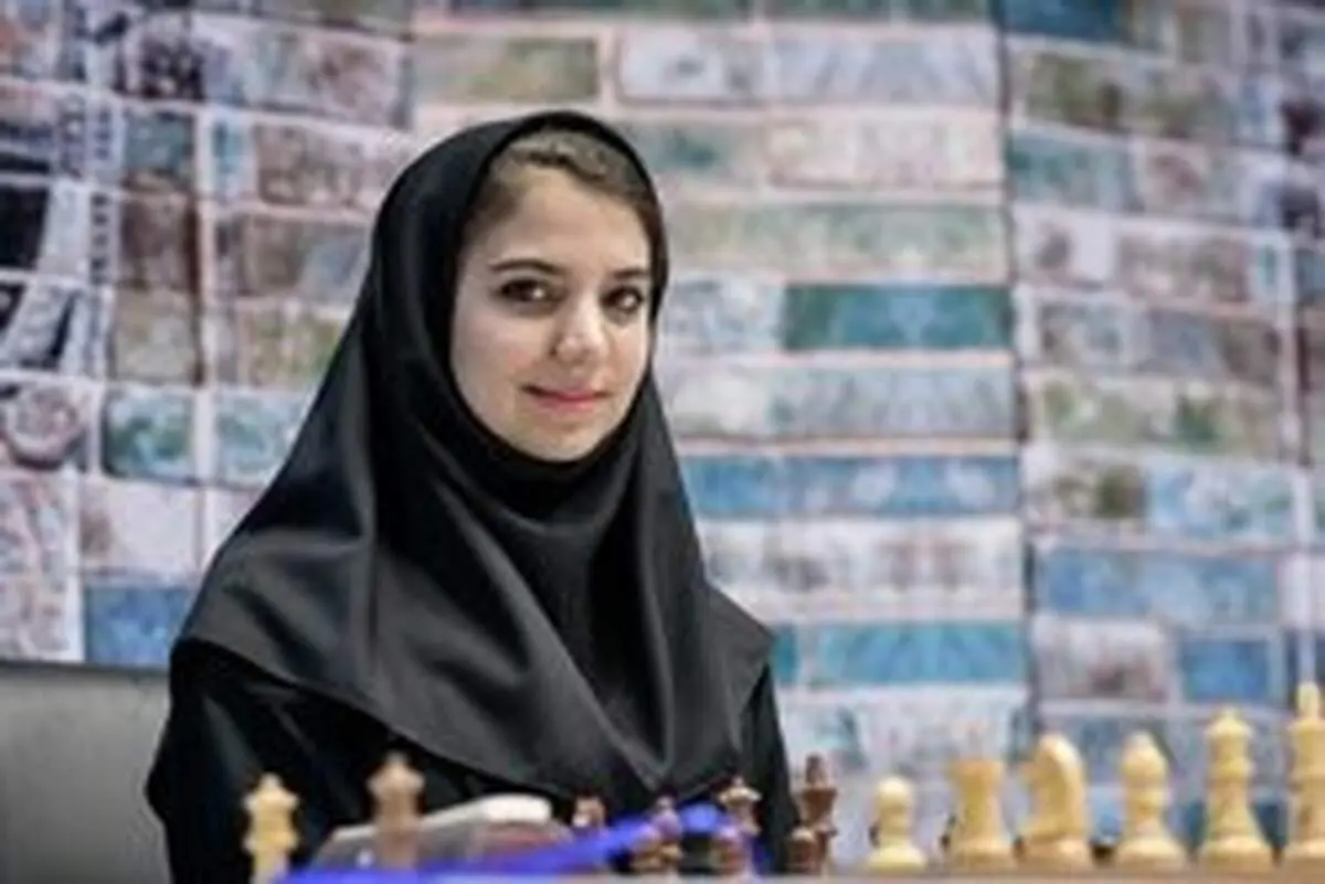 خادم الشریعه بانوی سوم جهان را متوقف کرد