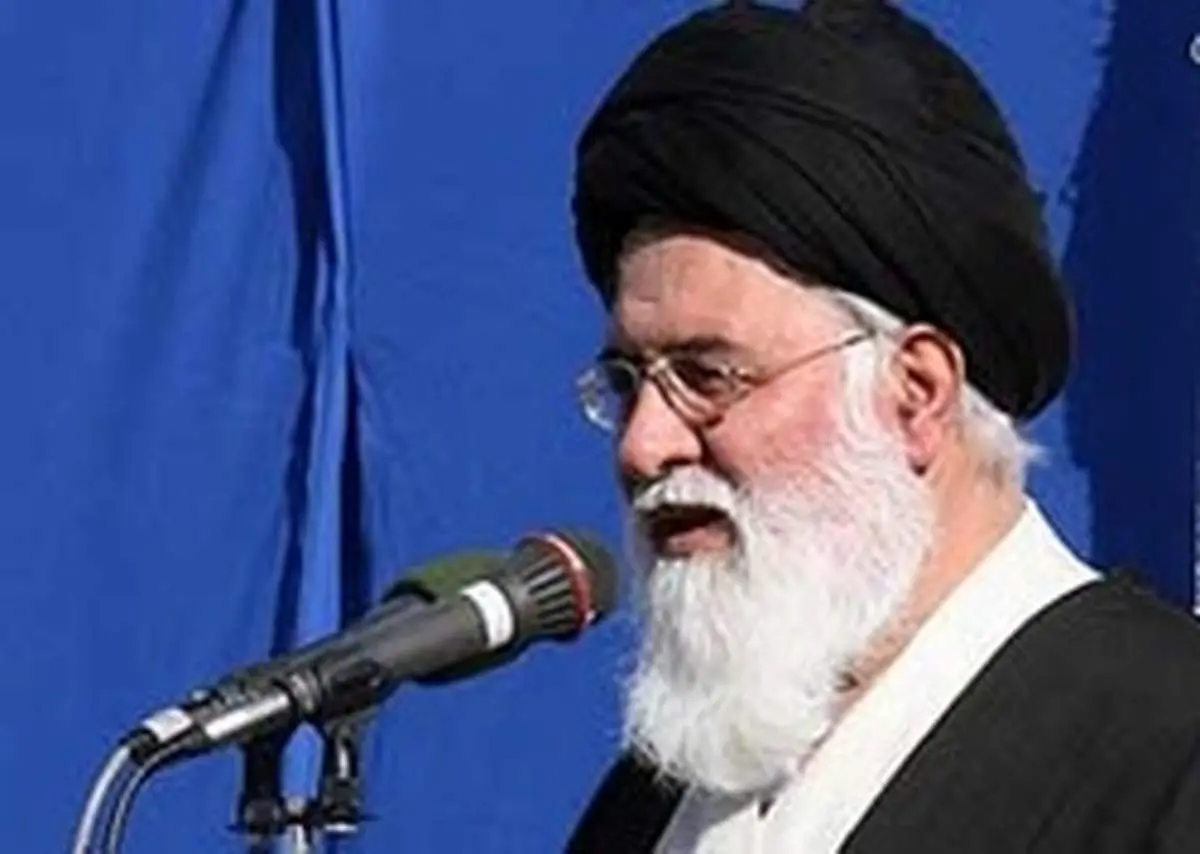 امام جمعه مشهد: انقلاب اسلامی به آخر خط نرسیده