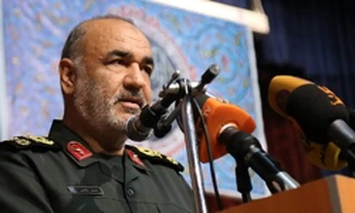 سرلشکر سلامی: دستگیری سرشبکه آمدنیوز موجب هراس دشمنان شد