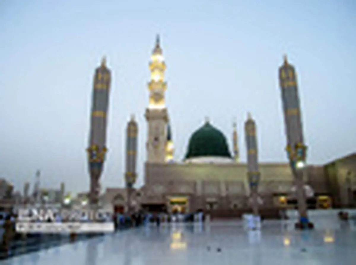 تولدی که آسمانیان و اهل زمین را به وجد آورد، پیامبری از نور زاده شد