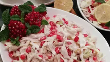 طرز تهیه سالاد انار و مرغ