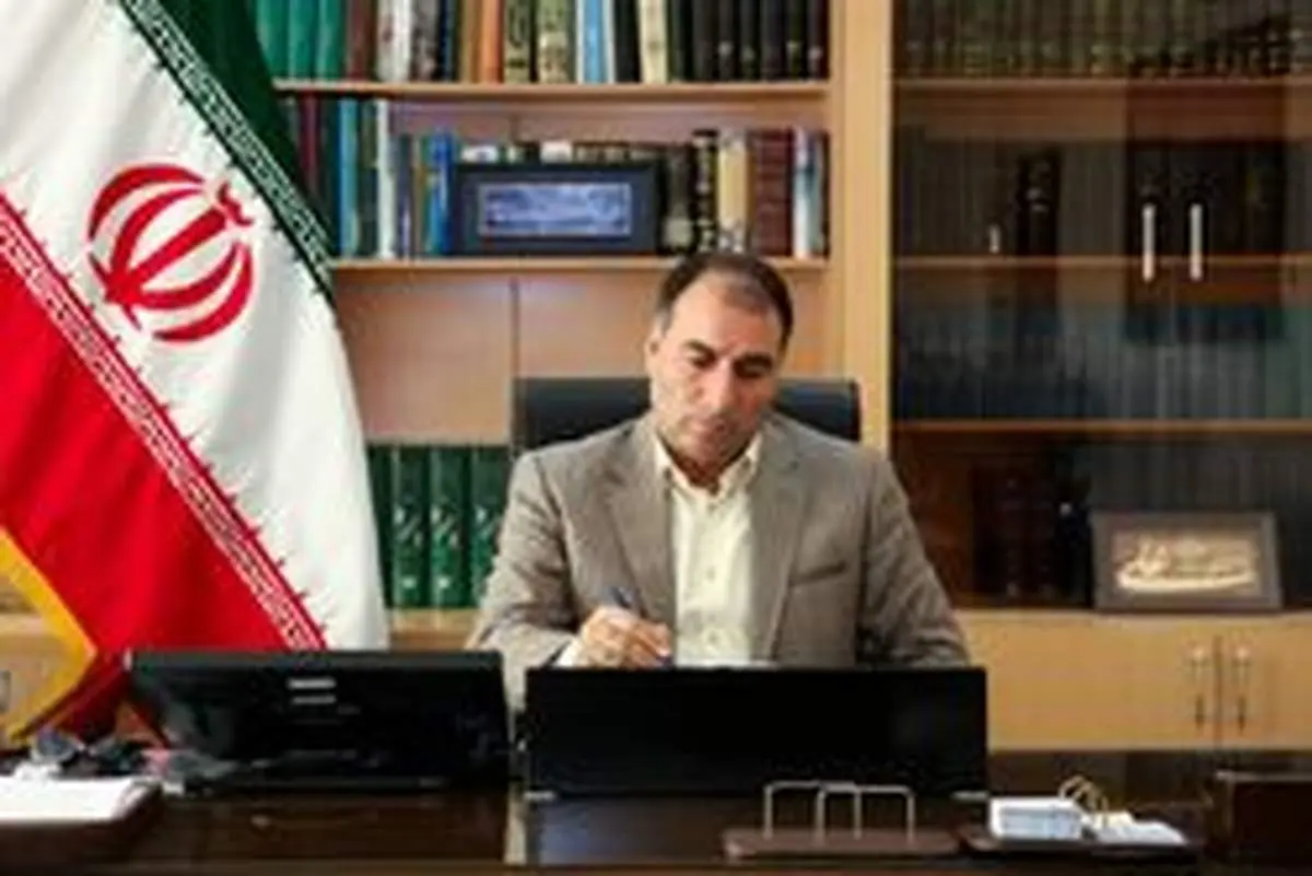 اسماعیل آبادی:حقوق کارکنان نهاد ریاست جمهوری در چارچوب قانون خدمات کشوری پرداخت می‌شود