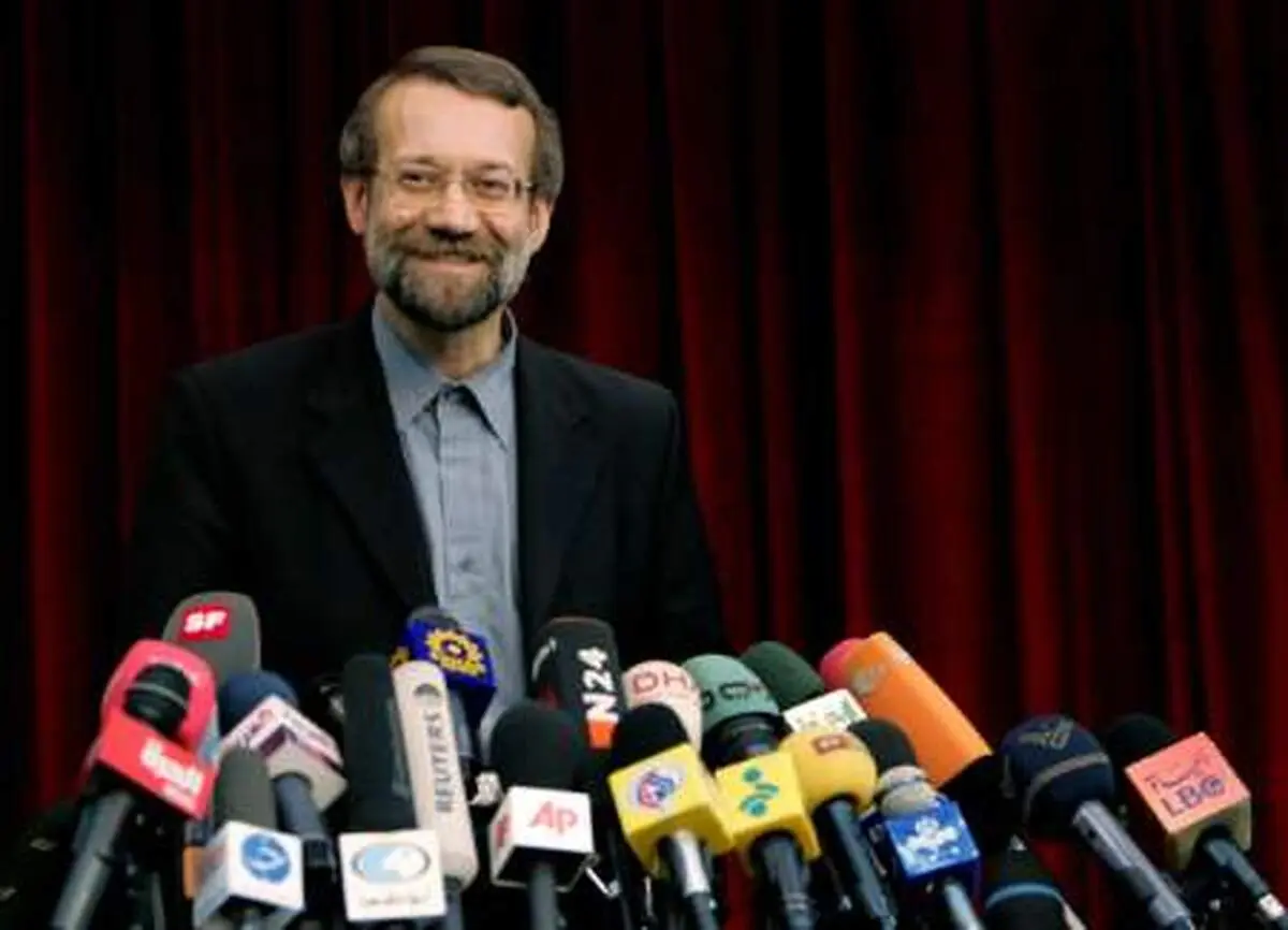 علی لاریجانی: خواسته حقوقی مردم را نباید با گلوله جواب داد